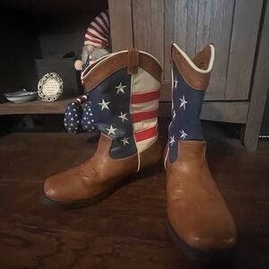 Kids size 4 American Flag Boots